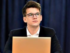 Foto de la galería: Los ministros Pérez y Kreimer pasaron por la Comisión de Presupuesto de la Cámara