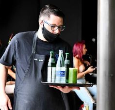 Foto de la galería: Noche de moda y glamour en Avá, con la presencia de Ingrid Grudke