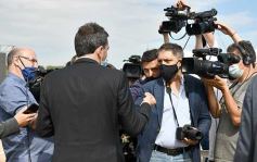 Foto de la galería: Misiones y Nación firmaron un convenio para adquirir equipamiento destinado al Puerto de Posadas