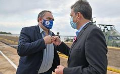 Foto de la galería: Misiones y Nación firmaron un convenio para adquirir equipamiento destinado al Puerto de Posadas