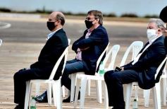 Foto de la galería: Misiones y Nación firmaron un convenio para adquirir equipamiento destinado al Puerto de Posadas