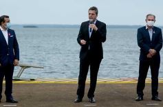 Foto de la galería: Misiones y Nación firmaron un convenio para adquirir equipamiento destinado al Puerto de Posadas