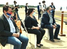 Foto de la galería: Misiones y Nación firmaron un convenio para adquirir equipamiento destinado al Puerto de Posadas