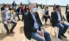 Foto de la galería: Misiones y Nación firmaron un convenio para adquirir equipamiento destinado al Puerto de Posadas