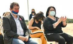 Foto de la galería: Misiones y Nación firmaron un convenio para adquirir equipamiento destinado al Puerto de Posadas