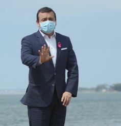 Foto de la galería: Misiones y Nación firmaron un convenio para adquirir equipamiento destinado al Puerto de Posadas