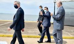 Foto de la galería: Misiones y Nación firmaron un convenio para adquirir equipamiento destinado al Puerto de Posadas