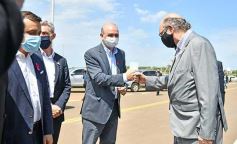 Foto de la galería: Misiones y Nación firmaron un convenio para adquirir equipamiento destinado al Puerto de Posadas