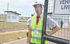 Foto de la galería: Misiones y Nación firmaron un convenio para adquirir equipamiento destinado al Puerto de Posadas