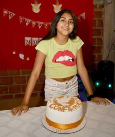 Foto de la galería: Compartimos con Luz Morena la alegría de su Confirmación