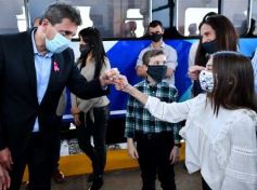 Foto de la galería: Herrera Ahuad, Meoni y Massa supervisaron los detalles para la vuelta del Tren Metropolitano