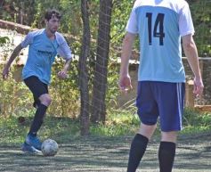 Foto de la galería: Trabajadores de El Territorio mostraron su destreza para el fútbol en una jornada de confraternidad
