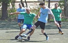 Foto de la galería: Trabajadores de El Territorio mostraron su destreza para el fútbol en una jornada de confraternidad