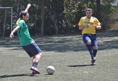 Foto de la galería: Trabajadores de El Territorio mostraron su destreza para el fútbol en una jornada de confraternidad