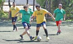 Foto de la galería: Trabajadores de El Territorio mostraron su destreza para el fútbol en una jornada de confraternidad