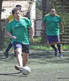 Foto de la galería: Trabajadores de El Territorio mostraron su destreza para el fútbol en una jornada de confraternidad