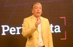 Foto de la galería: El Periodista y un invitado muy especial: Dr Drink Amarilla