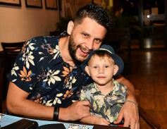 Foto de la galería: Noche de sábado en el complejo gastronómico Mendieta