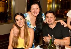 Foto de la galería: Noche de sábado en el complejo gastronómico Mendieta