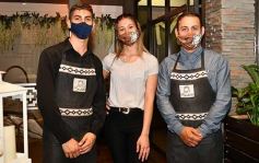 Foto de la galería: Noche de sábado en el complejo gastronómico Mendieta