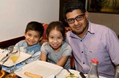 Foto de la galería: Noche de sábado en el complejo gastronómico Mendieta