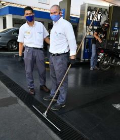 Foto de la galería: Tarde de actividades de alumnos del Colegio del Carmen en la Granja Don Víctor