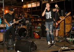 Foto de la galería: Fabio Gasser en Beerlin: rock a orillas del Paraná