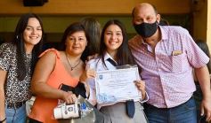 Foto de la galería: Colación de los chicos del Roque González: Felicitaciones egresados!!!