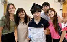Foto de la galería: Colación de los chicos del Roque González: Felicitaciones egresados!!!