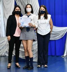 Foto de la galería: Colación de los chicos del Roque González: Felicitaciones egresados!!!