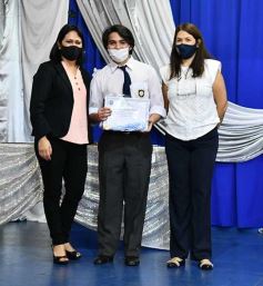 Foto de la galería: Colación de los chicos del Roque González: Felicitaciones egresados!!!