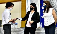 Foto de la galería: Colación de los chicos del Roque González: Felicitaciones egresados!!!