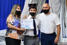 Foto de la galería: Colación de los chicos del Roque González: Felicitaciones egresados!!!