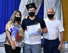 Foto de la galería: Colación de los chicos del Roque González: Felicitaciones egresados!!!