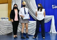 Foto de la galería: Colación de los chicos del Roque González: Felicitaciones egresados!!!