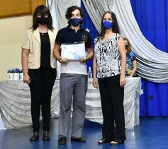 Foto de la galería: Colación de los chicos del Roque González: Felicitaciones egresados!!!