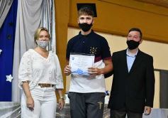 Foto de la galería: Colación de los chicos del Roque González: Felicitaciones egresados!!!