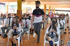 Foto de la galería: Colación de los chicos del Roque González: Felicitaciones egresados!!!