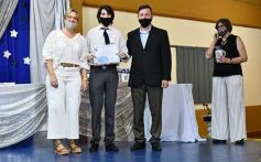 Foto de la galería: Colación de los chicos del Roque González: Felicitaciones egresados!!!