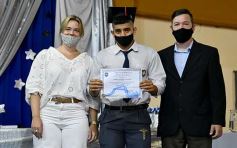 Foto de la galería: Colación de los chicos del Roque González: Felicitaciones egresados!!!