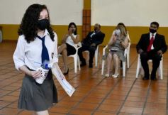 Foto de la galería: Colación de los chicos del Roque González: Felicitaciones egresados!!!