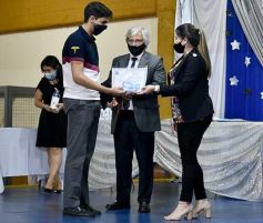 Foto de la galería: Colación de los chicos del Roque González: Felicitaciones egresados!!!
