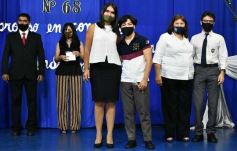 Foto de la galería: Colación de los chicos del Roque González: Felicitaciones egresados!!!