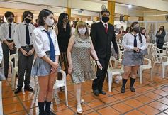 Foto de la galería: Colación de los chicos del Roque González: Felicitaciones egresados!!!