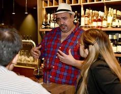 Foto de la galería: Degustación por el Día del Vino Argentino