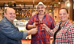 Foto de la galería: Degustación por el Día del Vino Argentino