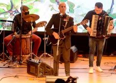 Foto de la galería: La Provincia homenajeó a Andresito con una transmisión de cinco horas en la que participaron 130 artistas