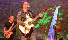 Foto de la galería: La Provincia homenajeó a Andresito con una transmisión de cinco horas en la que participaron 130 artistas