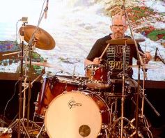 Foto de la galería: La Provincia homenajeó a Andresito con una transmisión de cinco horas en la que participaron 130 artistas