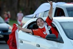 Foto de la galería: Hinchas de River recordaron la victoria ante Boca en Madrid con una caravana en Posadas